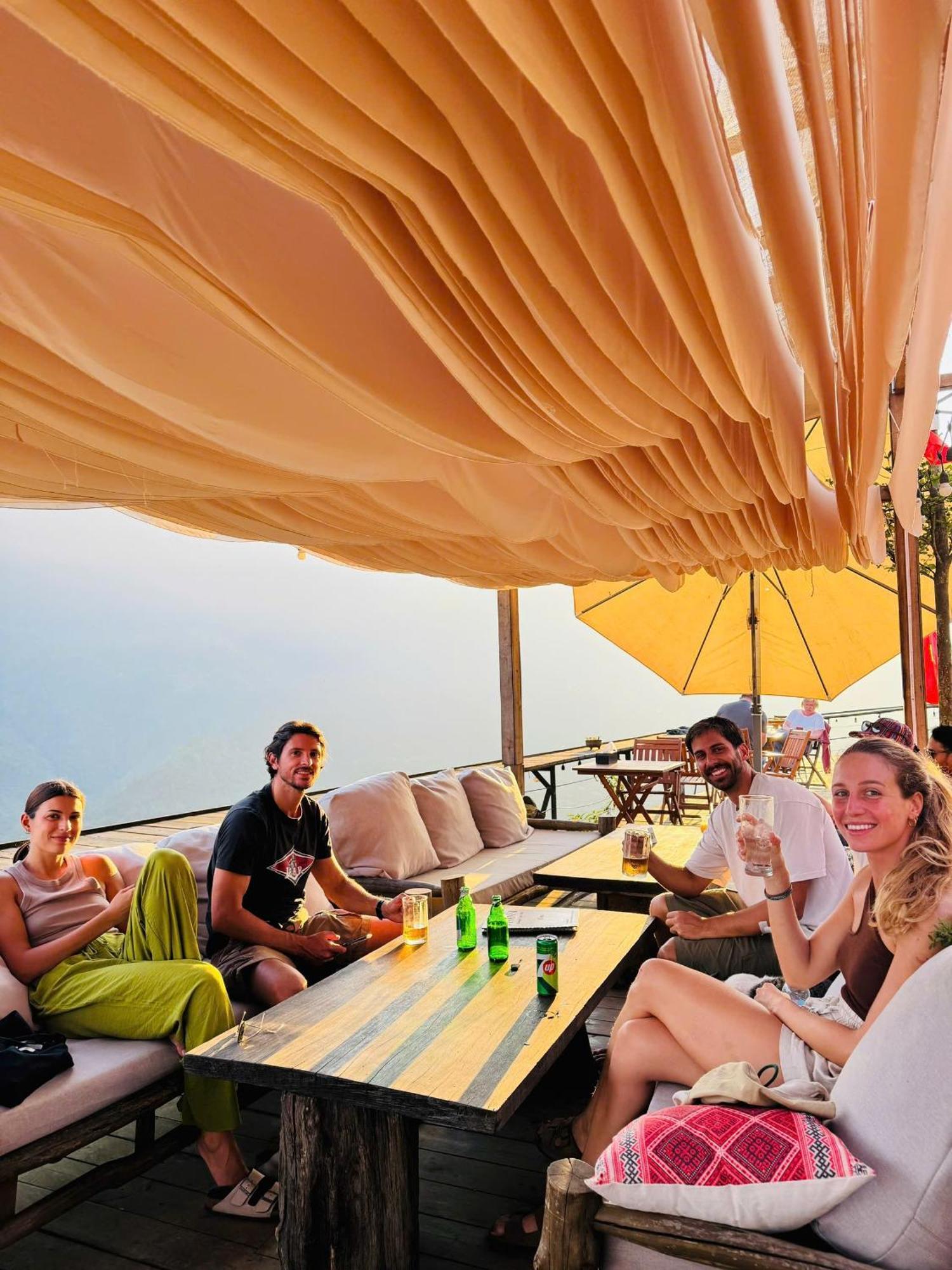 Phansi - Glamping, View Point 360, Bar & Bbq ซาปา ภายนอก รูปภาพ
